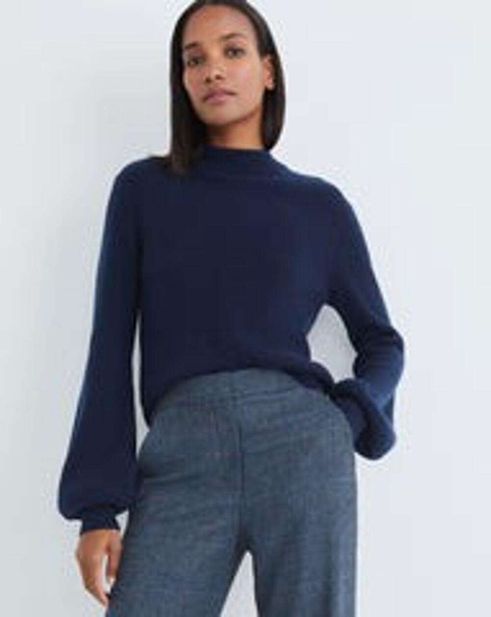 Veronica Beard Brenee Cashmere Pullover Top - M